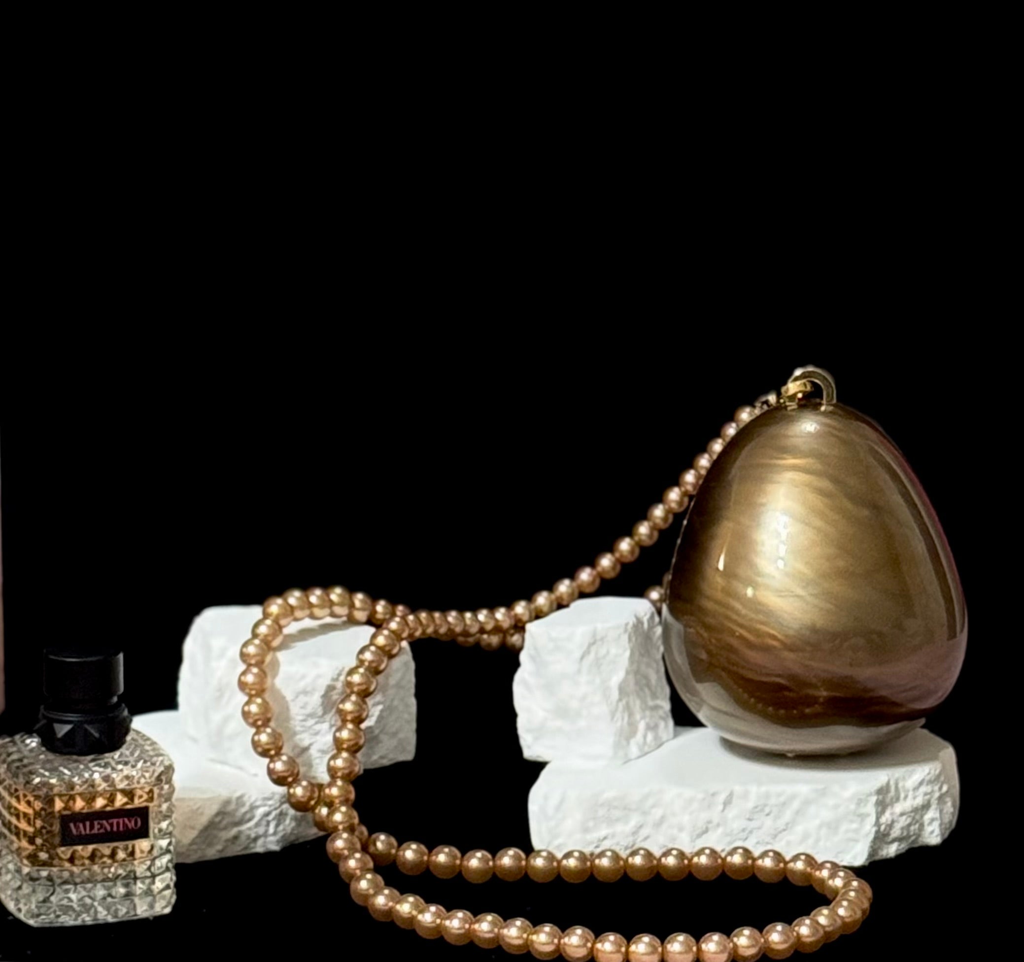 Golden Pearl Elegance